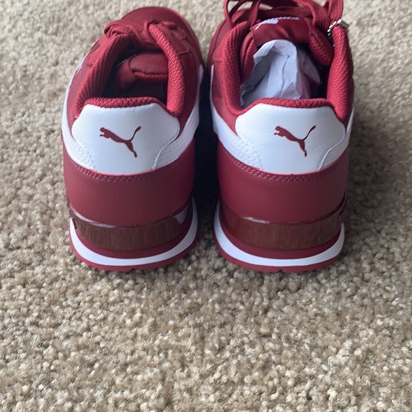 Puma - Picture 7 of 8